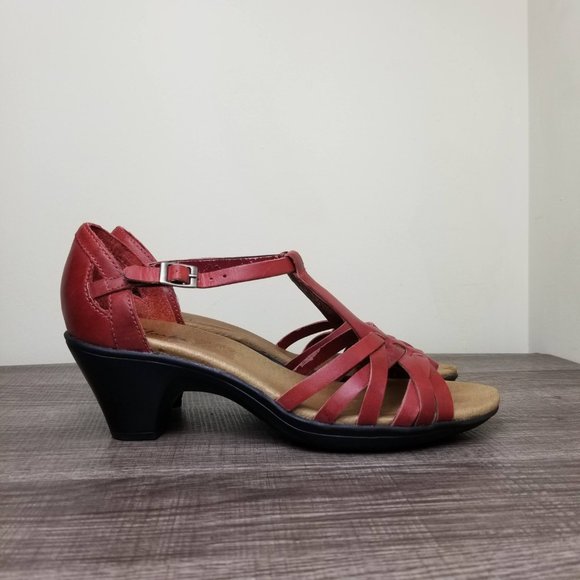 clarks red patent wedges